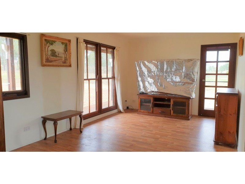 444 RUNNING CREEK ROAD, Kilkivan QLD 4600