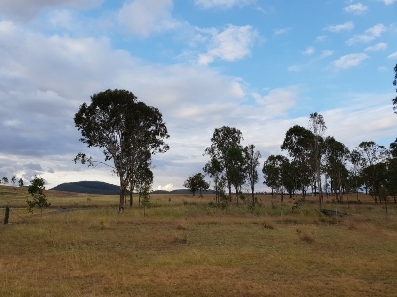 444 RUNNING CREEK ROAD, Kilkivan QLD 4600