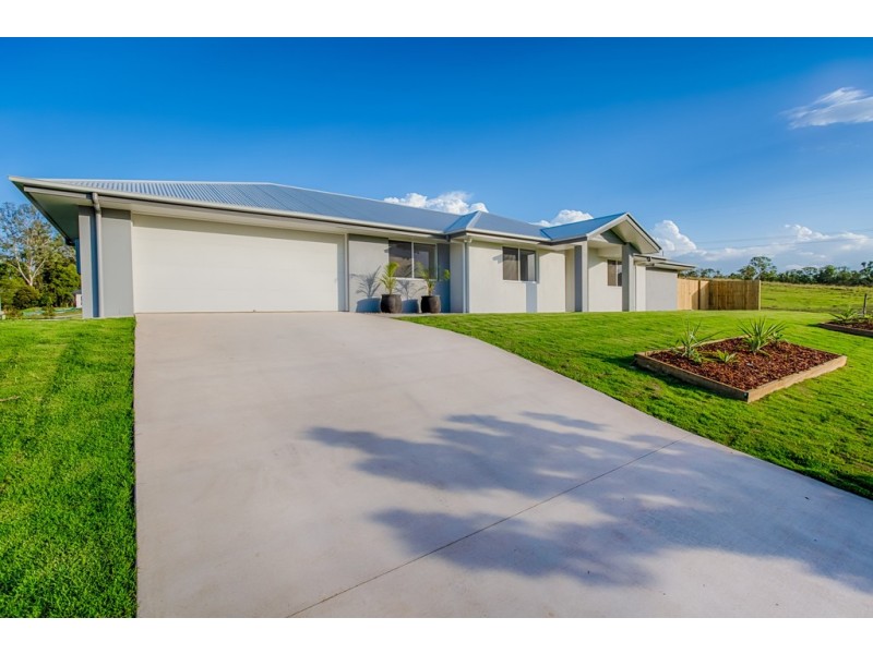 2 Senators Court, Jones Hill QLD 4570