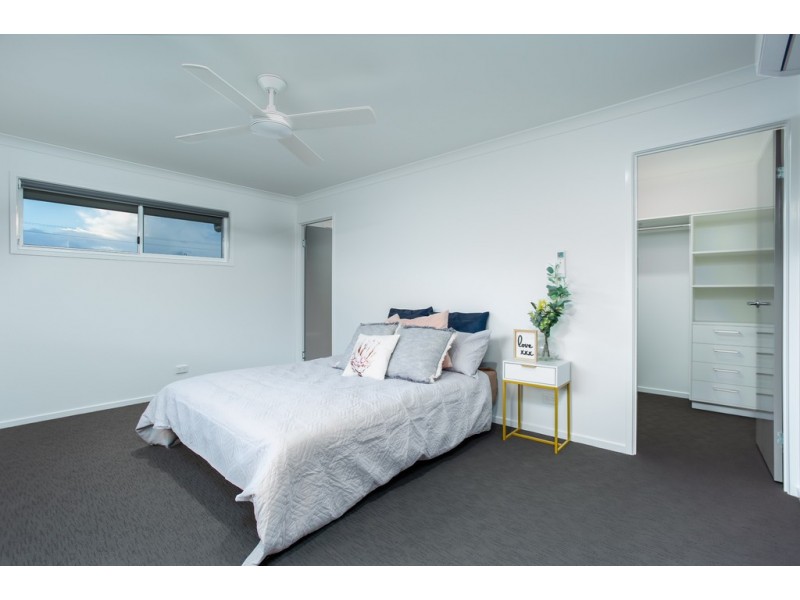 2 Senators Court, Jones Hill QLD 4570