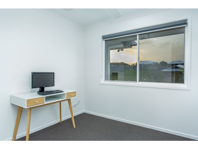 2 Senators Court, Jones Hill QLD 4570