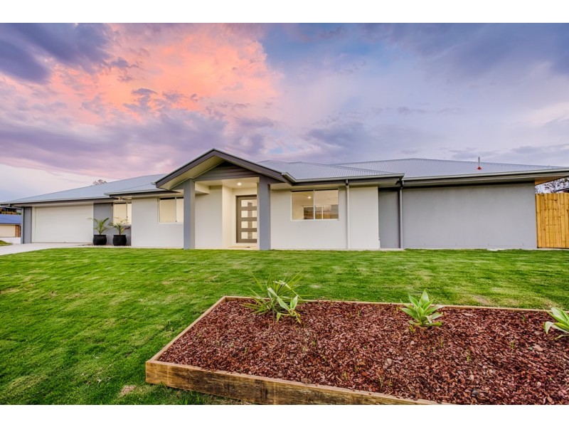 2 Senators Court, Jones Hill QLD 4570