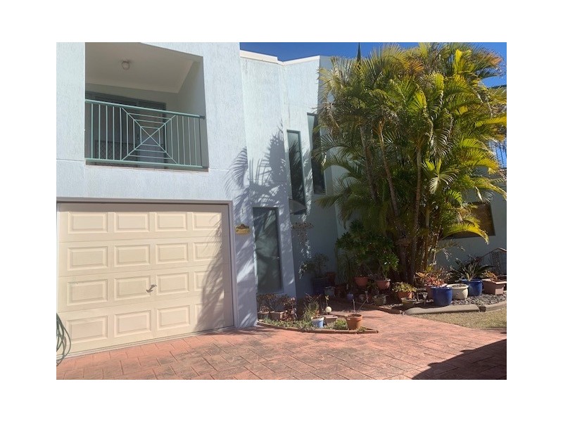 1 13 CARLO ROAD, Rainbow Beach QLD 4581