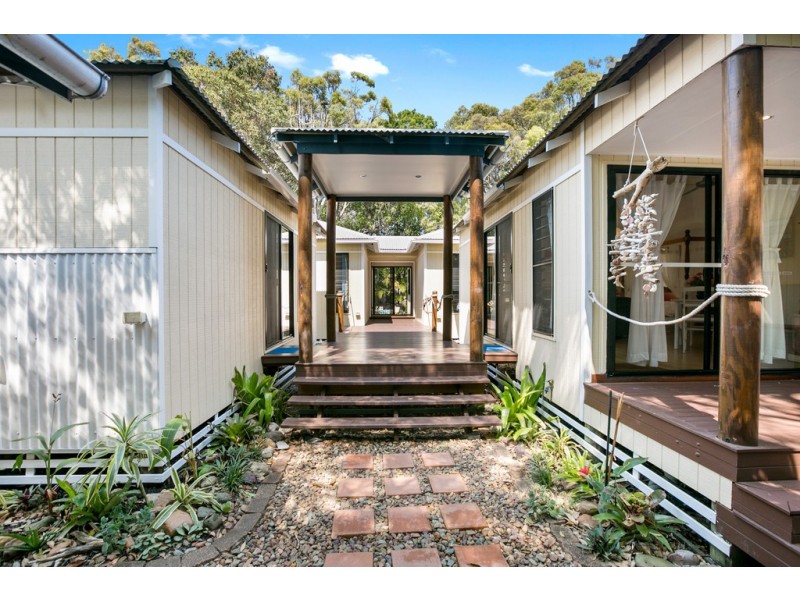 4 IBIS COURT, Rainbow Beach QLD 4581