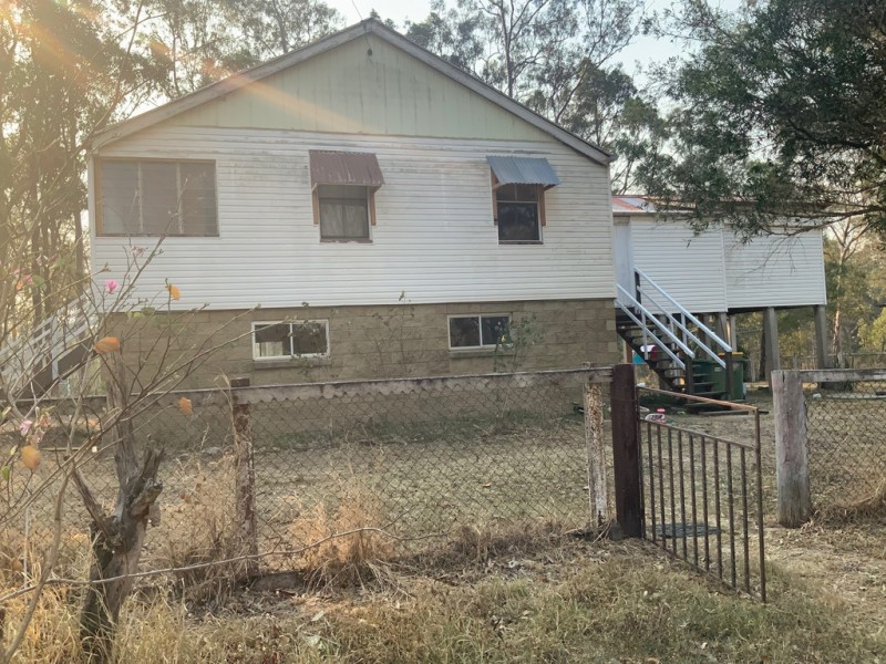 138 NORTH DEEP CREEK ROAD, North Deep Creek QLD 4570