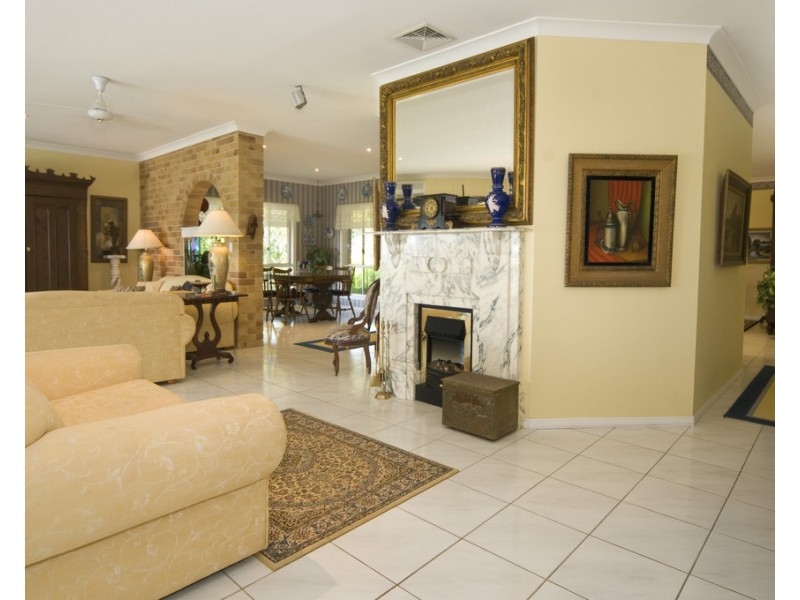 532 BLACK MOUNTAIN ROAD, Black Mountain QLD 4563