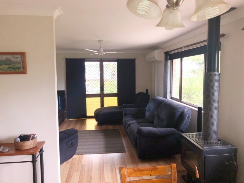 6 DOWLING ROAD, Monkland QLD 4570