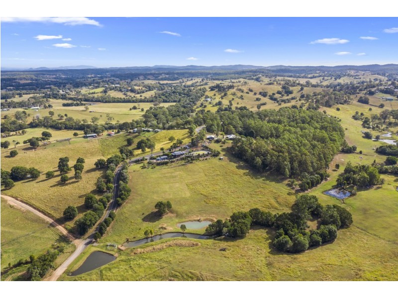 60 HOOD ROAD, Veteran QLD 4570