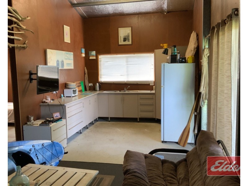 5 BARAKAOAN ROAD, Cowley Beach QLD 4871