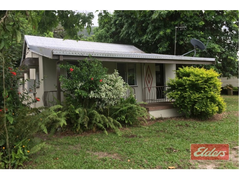 11 BLACKMAN STREET, Tully QLD 4854
