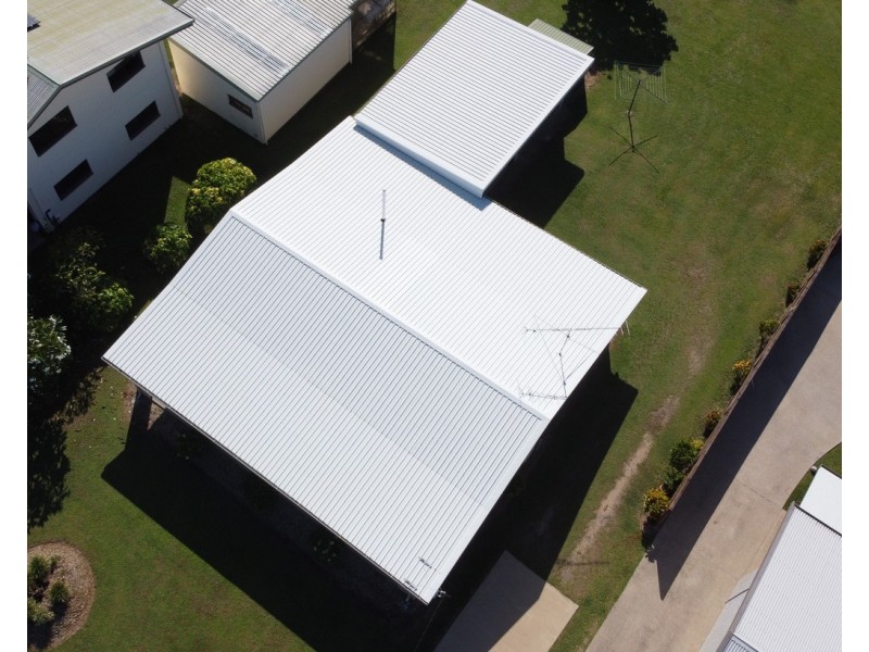 83 TAYLOR STREET, Tully Heads QLD 4854