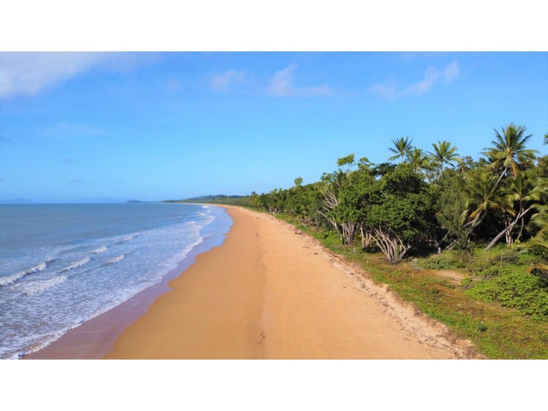 Wongaling Beach QLD 4852
