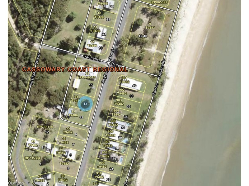 13 TAYLOR STREET, Tully Heads QLD 4854
