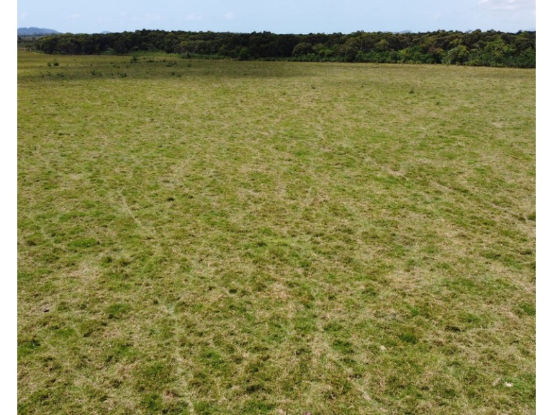 64000 BRUCE HIGHWAY, Silkwood QLD 4856