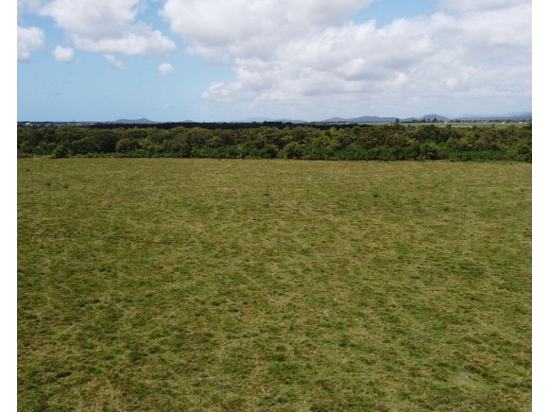 64000 BRUCE HIGHWAY, Silkwood QLD 4856