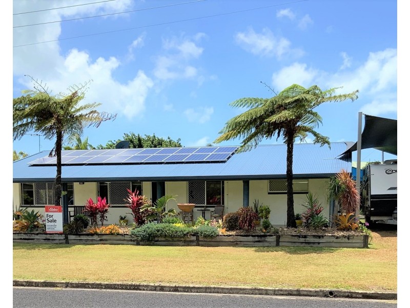 13 ANDREWS STREET, Kurrimine Beach QLD 4871