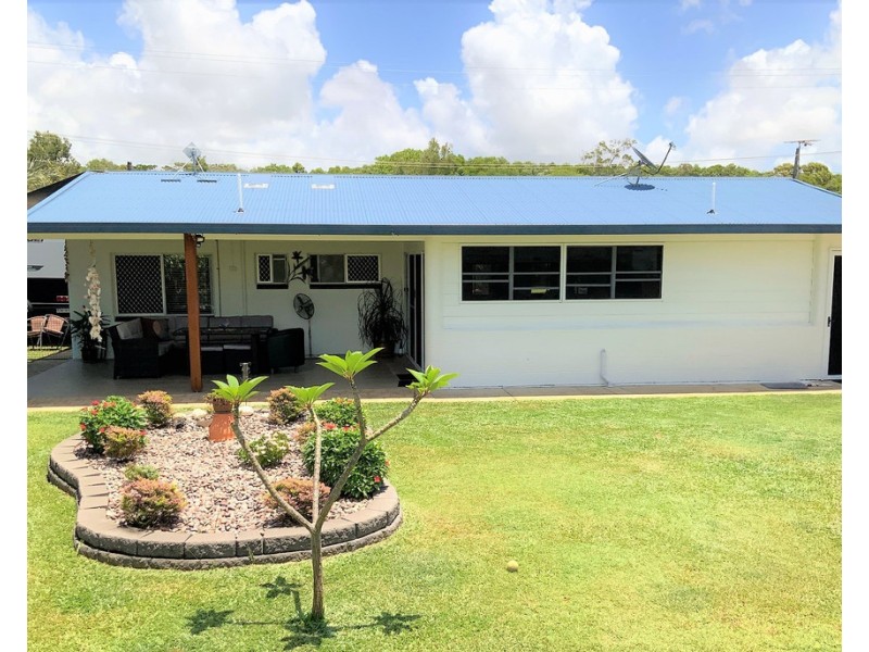 13 ANDREWS STREET, Kurrimine Beach QLD 4871