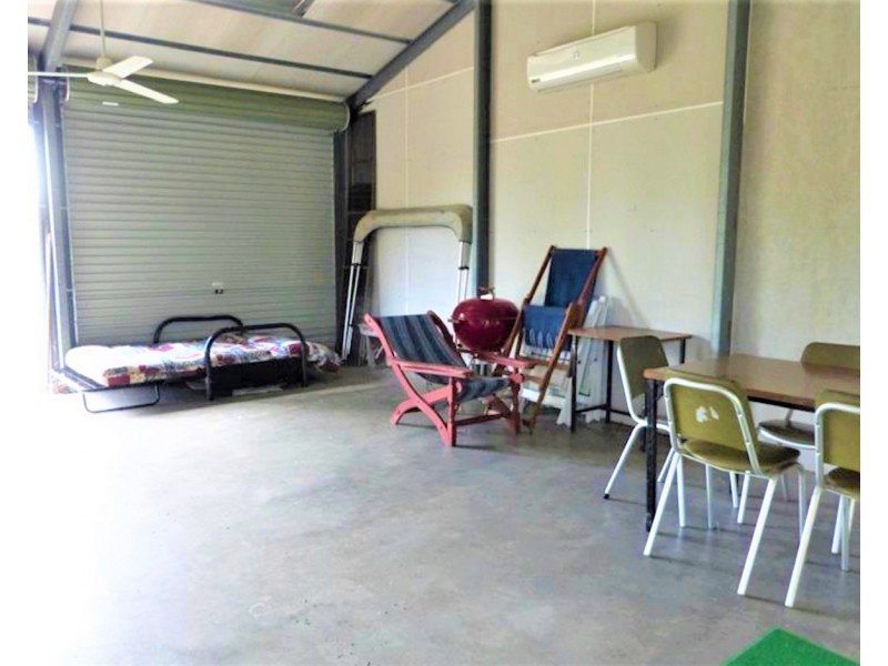 11 PARADISE PALM DRIVE, Tully Heads QLD 4854