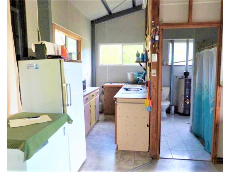 11 PARADISE PALM DRIVE, Tully Heads QLD 4854