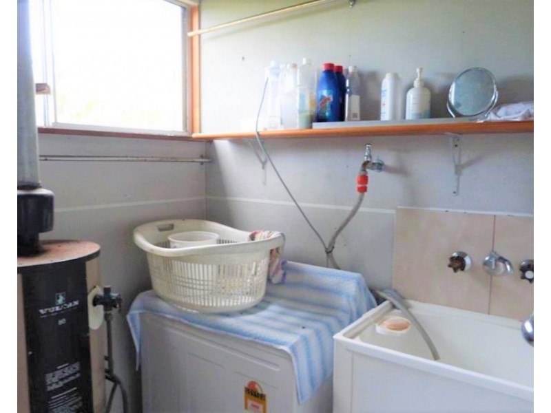 11 PARADISE PALM DRIVE, Tully Heads QLD 4854