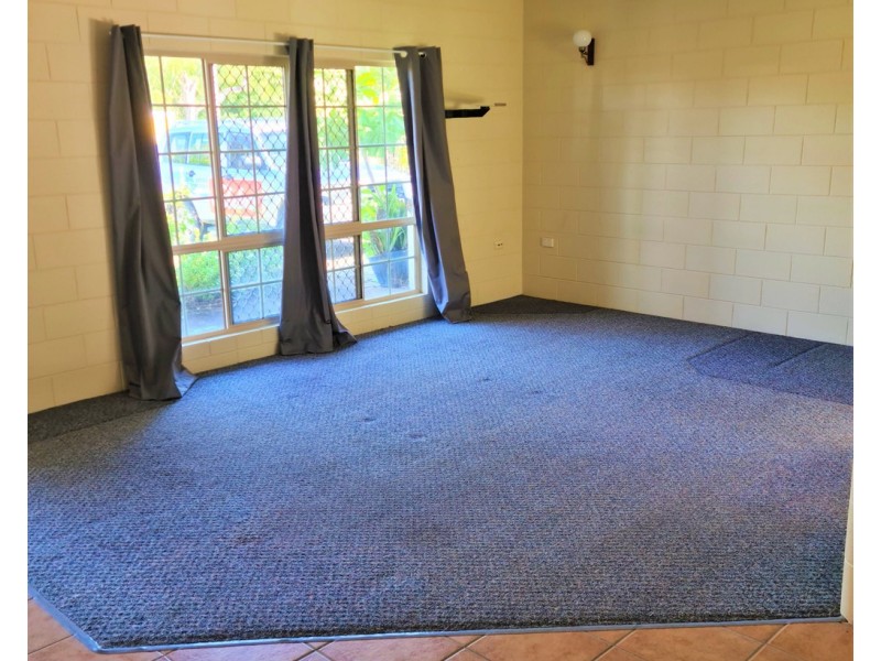 15 CASUARINA STREET, Tully Heads QLD 4854