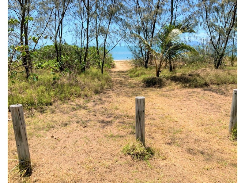 Lot 19 TAYLOR STREET, Tully Heads QLD 4854