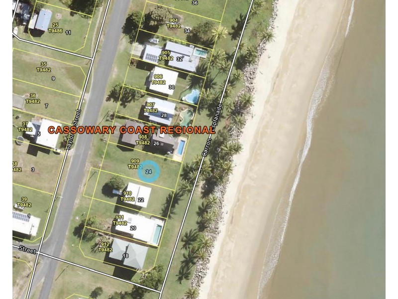 24 TAYLOR STREET, Tully Heads QLD 4854