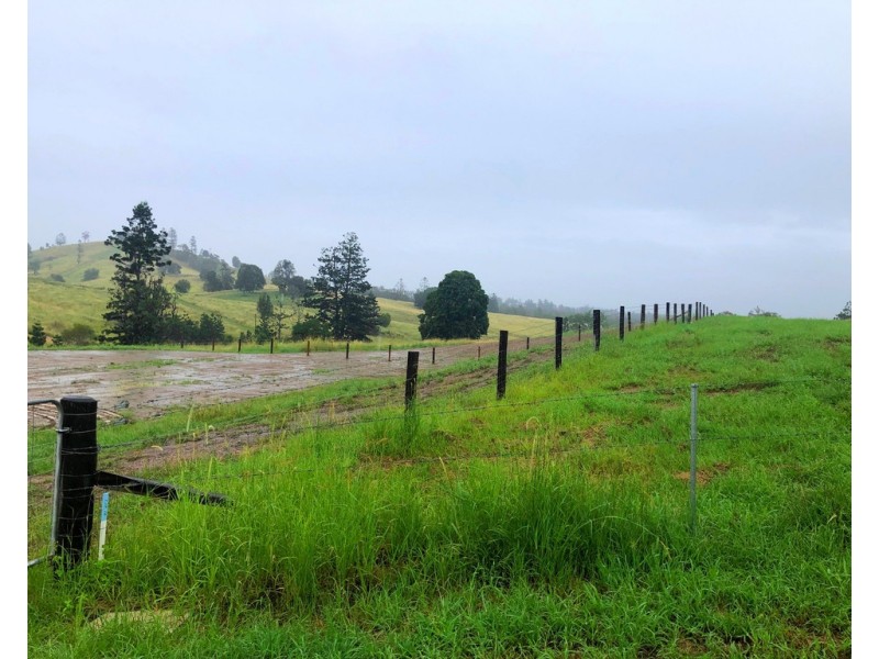 Lot 17 McIntosh Creek Rd, Mcintosh Creek QLD 4570