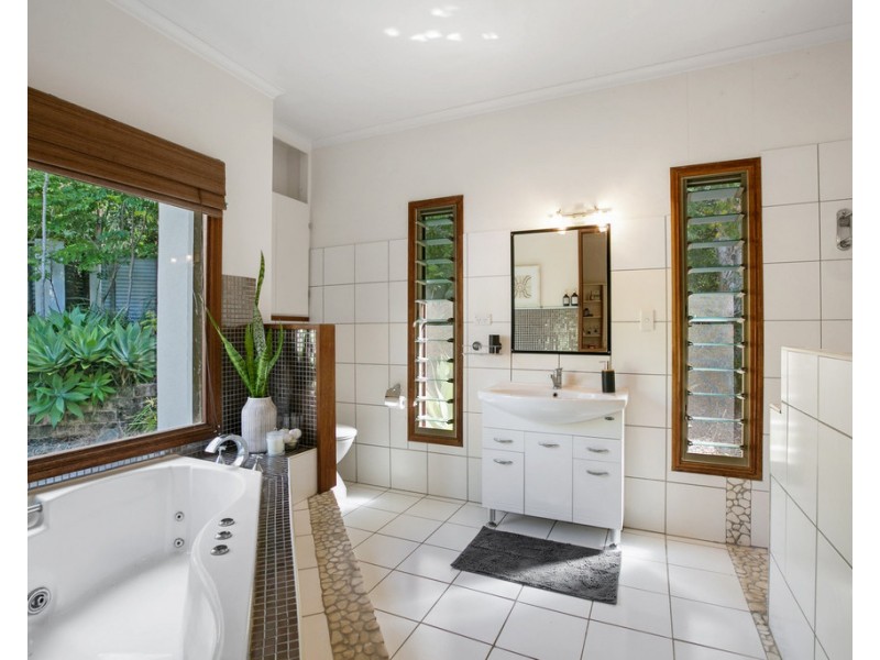 50 SORENSEN ROAD, Southside QLD 4570