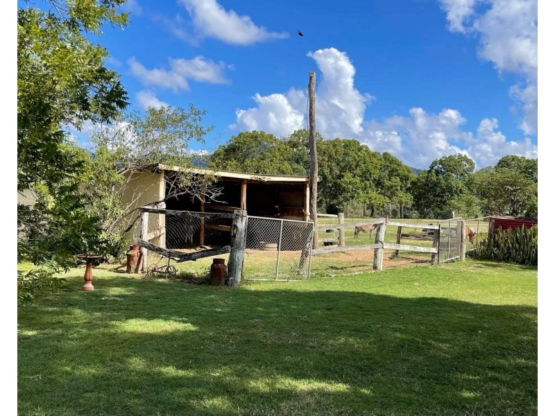 1395 BROADBENT STREET, Glastonbury QLD 4570