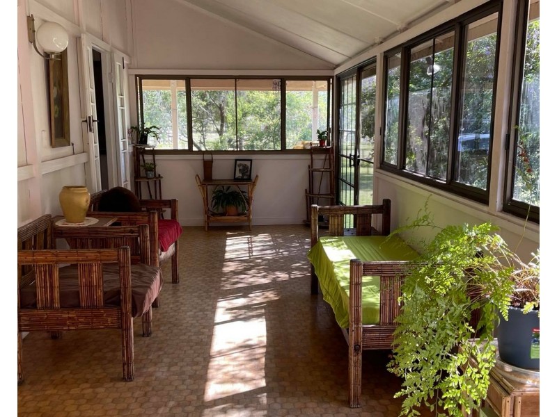 1395 BROADBENT STREET, Glastonbury QLD 4570