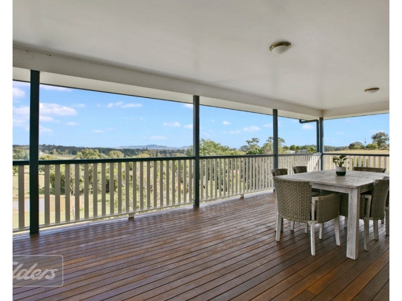 450 EAST DEEP CREEK ROAD, East Deep Creek QLD 4570