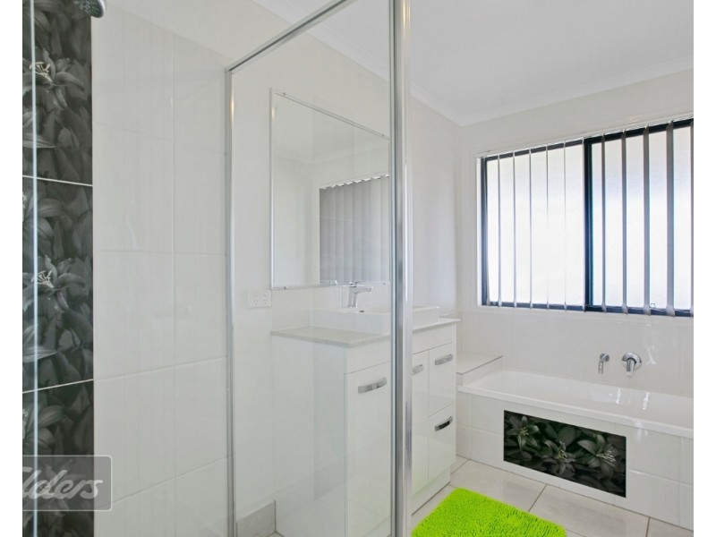 450 EAST DEEP CREEK ROAD, East Deep Creek QLD 4570