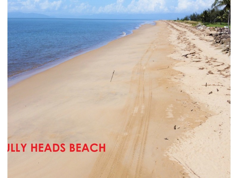 23 TAYLOR STREET, Tully Heads QLD 4854