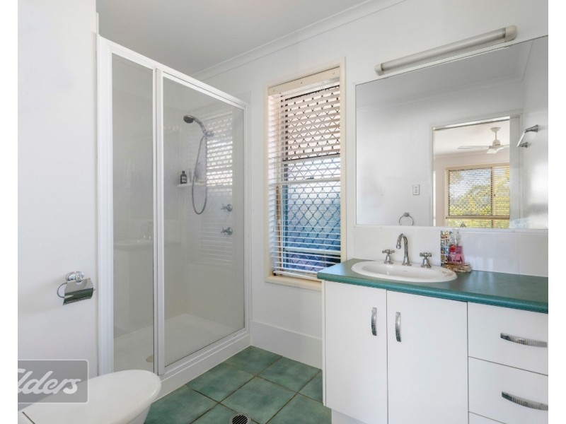 6 MAYFAIR DRIVE, Southside QLD 4570