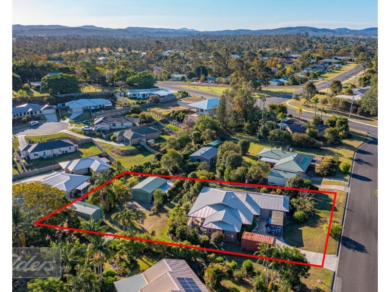 6 MAYFAIR DRIVE, Southside QLD 4570