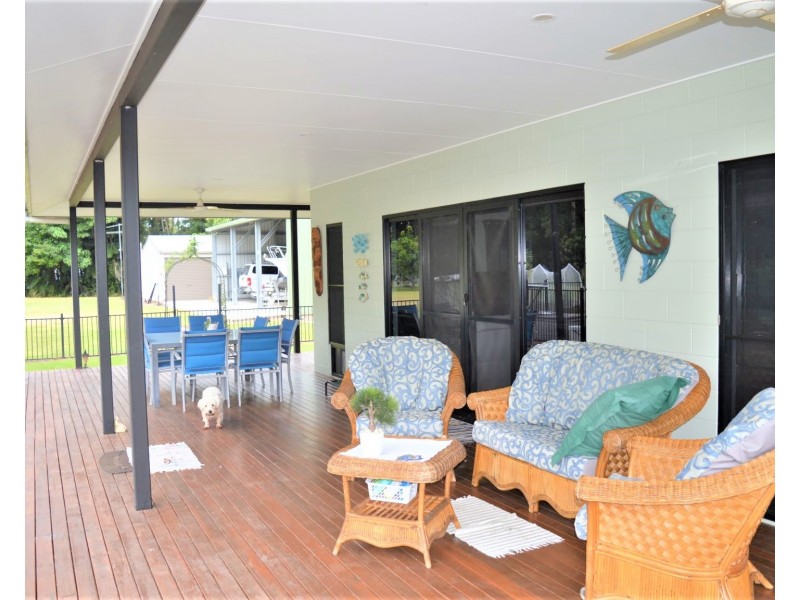 56 PARADISE PALM DRIVE, Tully Heads QLD 4854