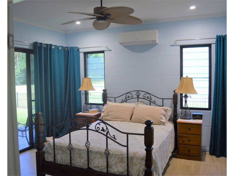 56 PARADISE PALM DRIVE, Tully Heads QLD 4854