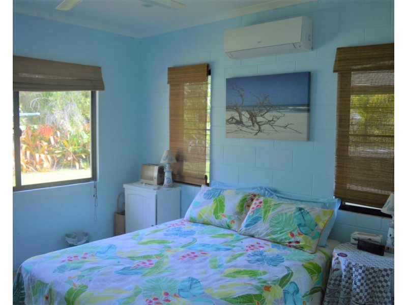 56 PARADISE PALM DRIVE, Tully Heads QLD 4854