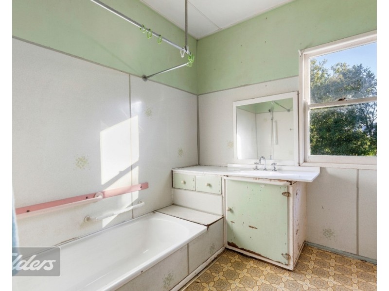 15 BERRIE STREET, Gympie QLD 4570