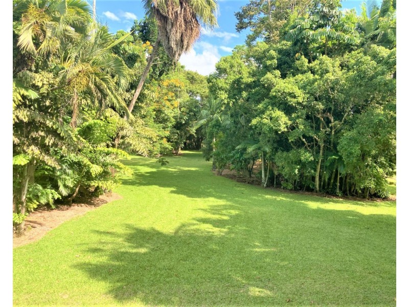 526 DAVIDSON ROAD, Tully QLD 4854