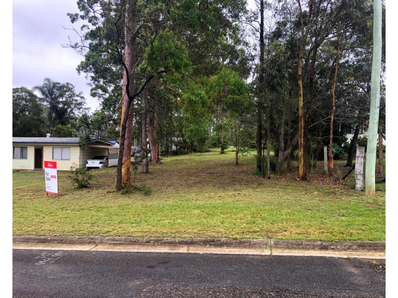 28 Miller St, Blackbutt QLD 4306