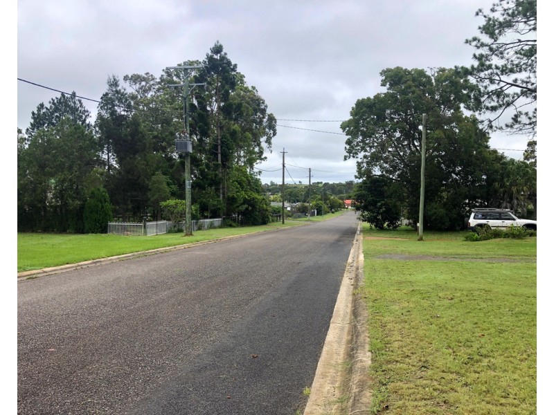 28 Miller St, Blackbutt QLD 4306