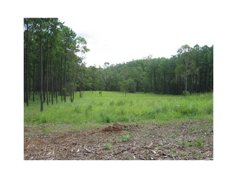 Glenwood QLD 4570