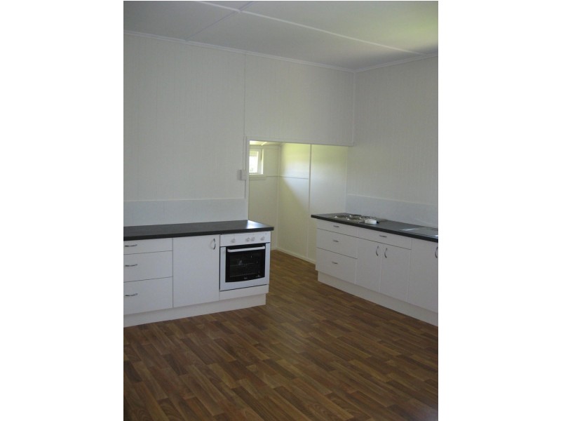 11 Mary Street, Amamoor QLD 4570