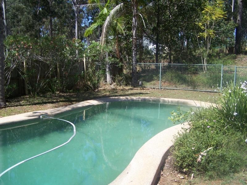 Glenwood QLD 4570