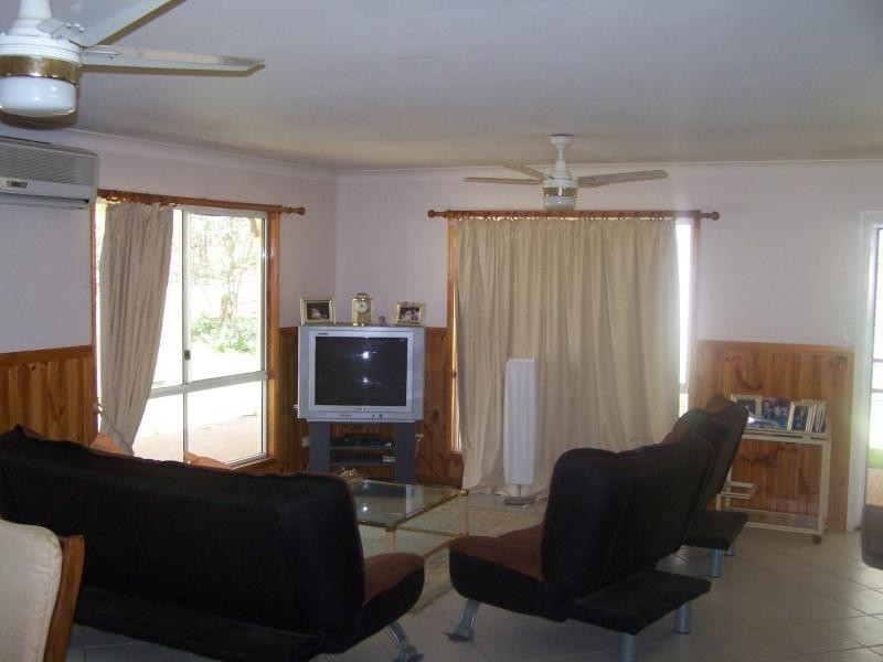 Glenwood QLD 4570