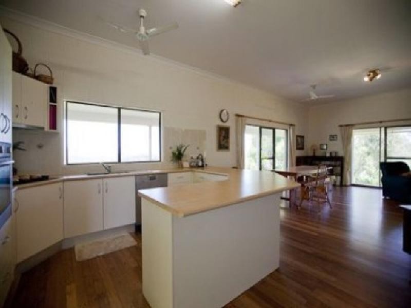 Veteran QLD 4570
