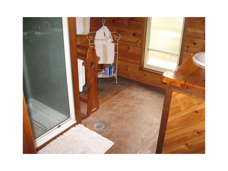 Calico Creek QLD 4570