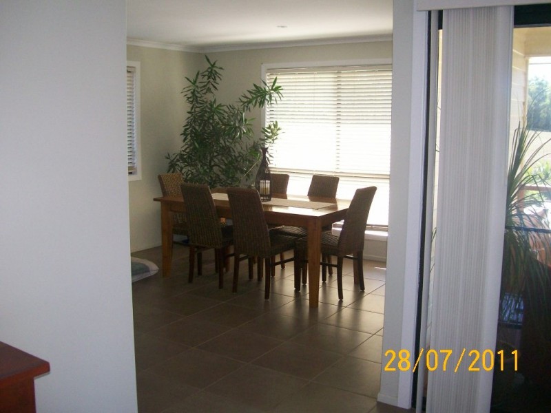 60 Bushland Drive, Southside QLD 4570